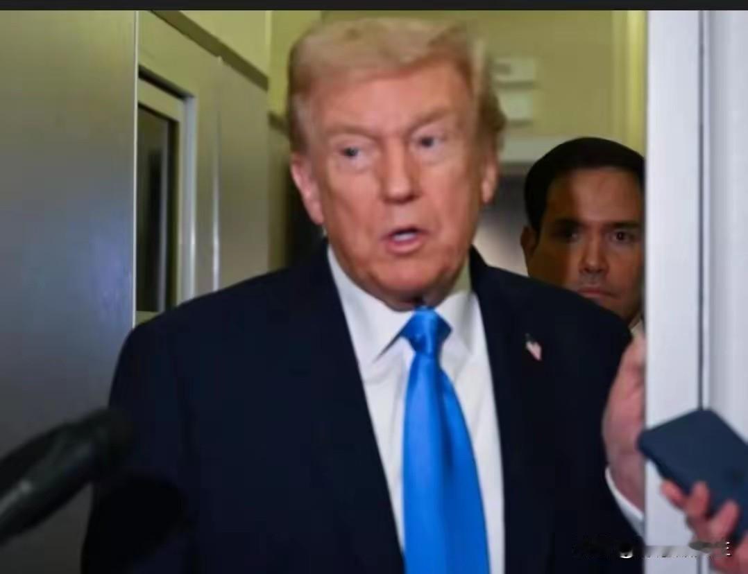 乌克兰即将核爆? 特朗普称局势乱作一团
​说：“我们的人现在正在俄罗斯，看看能否