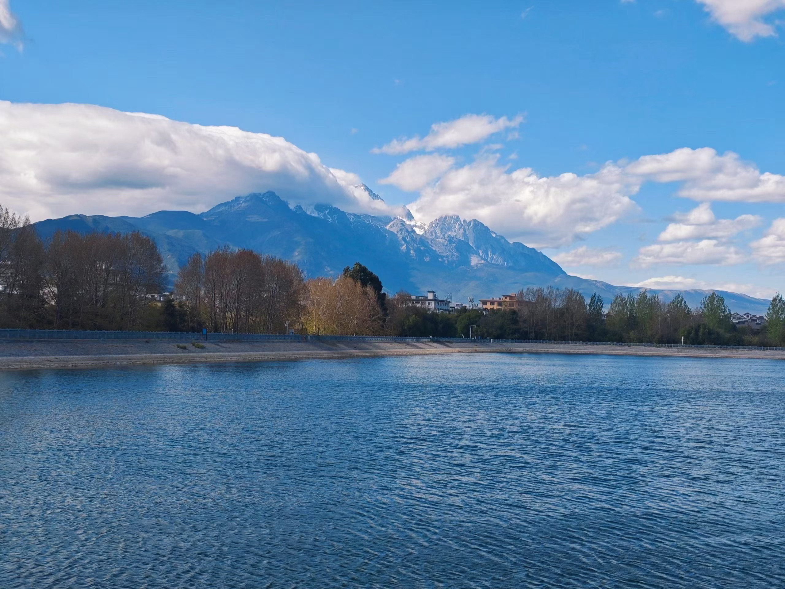 《可抵一万本书，可抵一万个大师》每个人都有自己的个性，有自己的习惯和习性，有各种