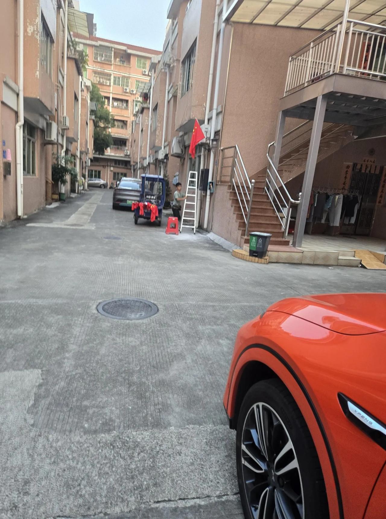 国庆前夕有那气氛了
听说上交所上午服务器被干蹦了
与预想剧本差不多了
把宣传做足