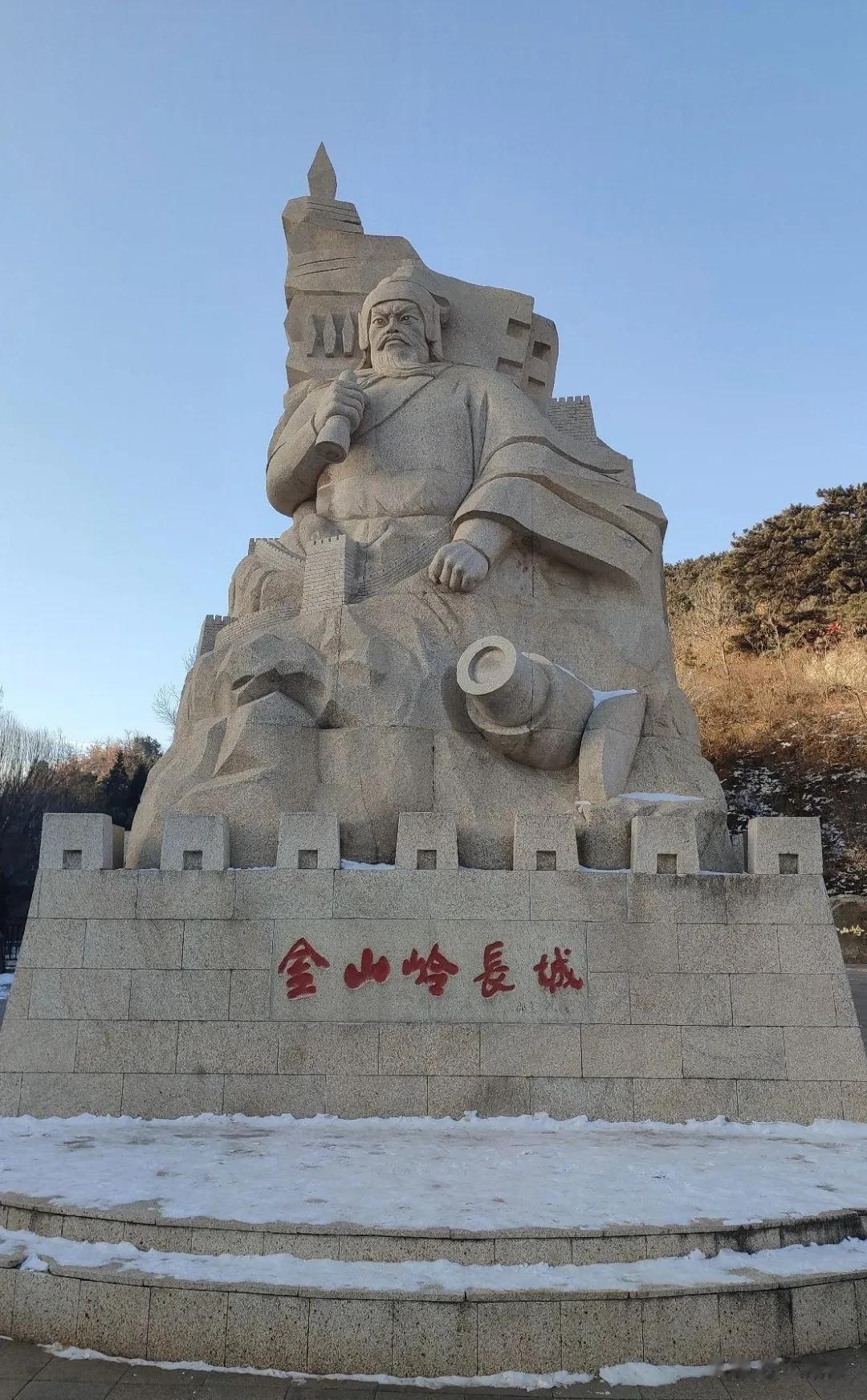 董事长开车进景区被拒，一怒之下强拆大门?

昨天，一则消息在网络疯传并引发广泛关