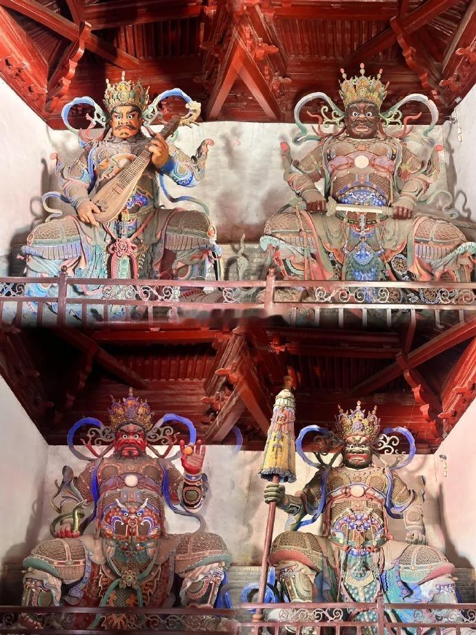 今日天降祥瑞,四天王巡行日 ，行善淑世，自积福荫，求贵见贵，事半功倍 ；每逢巡行