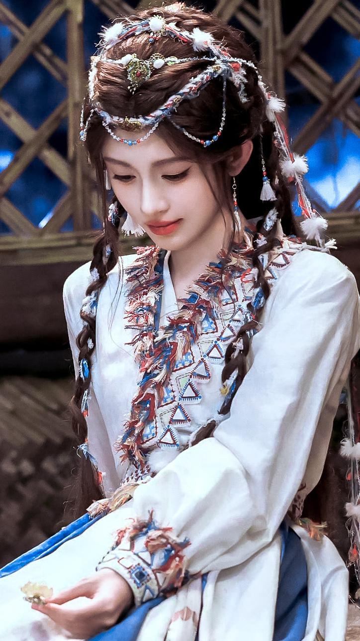 鞠婧祎陈都灵你俩好会演 鞠婧祎陈都灵对手戏好有感染力！一个决绝赴s，一个挣扎不忍