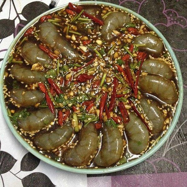 建议英国人吃醉虾，这样虾不会痛苦，而且还能促进白酒的销量。