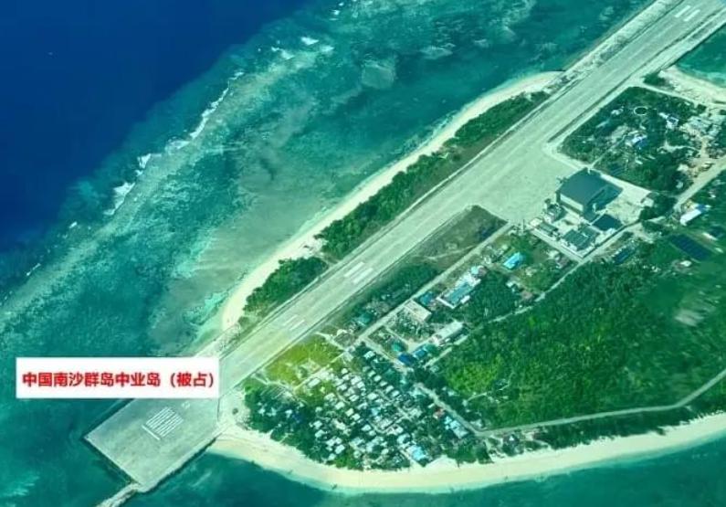 7月17日彻底变天！中业岛再也没法糊弄搁置了？菲被制裁防长还敢登岛挑衅，国防部直