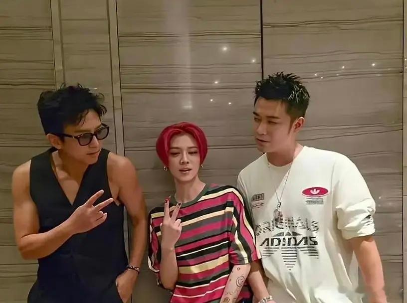 这是鹿晗?他现在咋这样了 