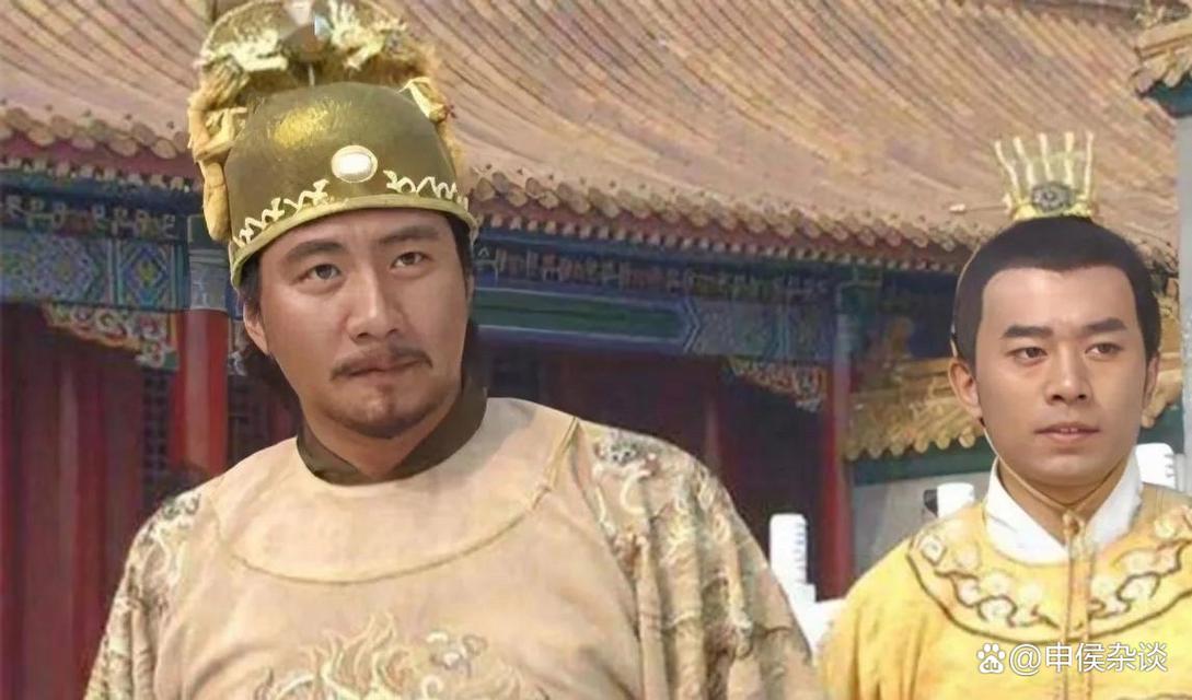朱标被亲爹拿椅子追打,骂完照样接着监国理政,太子位坐了25年没换过人。

这事搁