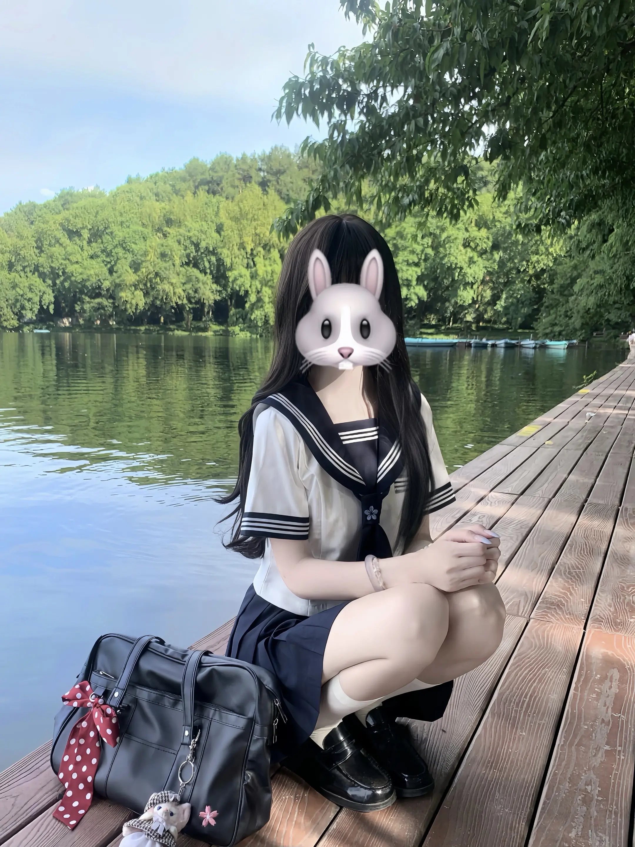 大部分人 都只是我生命的玻璃窗上缓缓划过的雨水