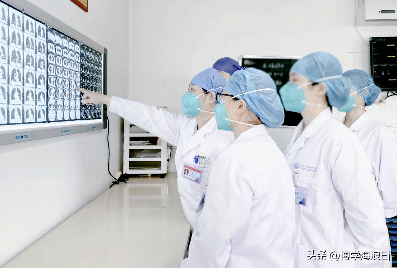在甘肃，一位年仅二十二岁的孕妇于放牧之时，猝不及防遭遇黑熊袭击。这突如其来的变故