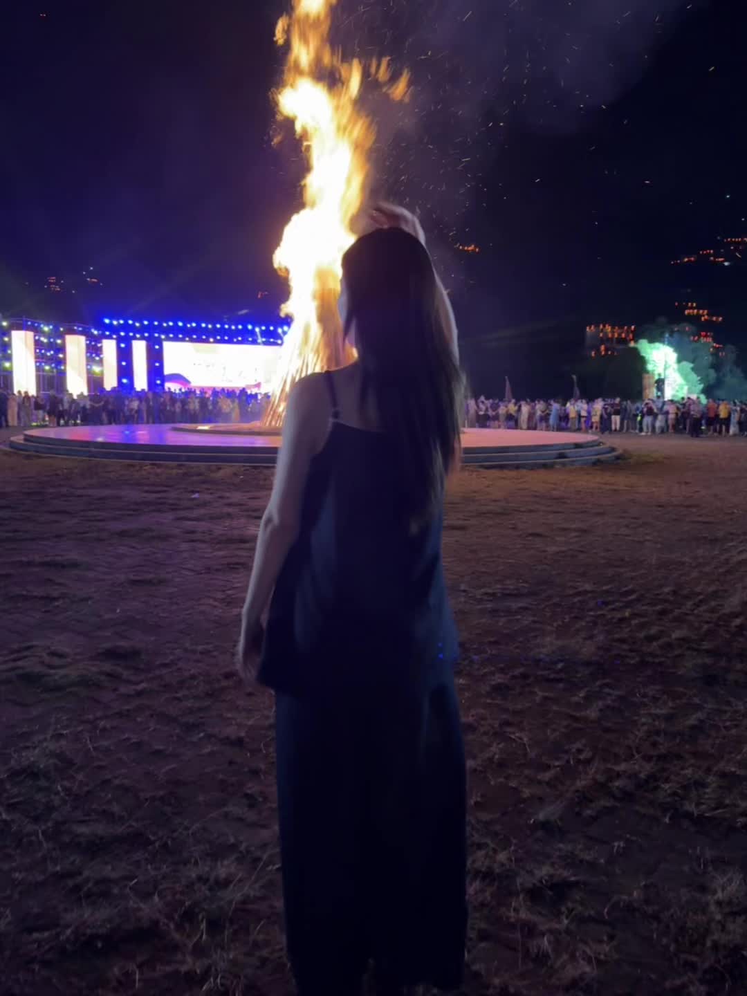 此生一定要来凉山 感受一下火把节 寄托彝族人民对生活的美好期待