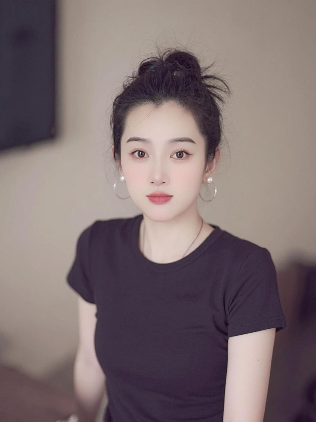 🧘🏻‍♀️在发财和发光中选择了发福 ，过得积极是为了生活，过得糊涂是为了快乐