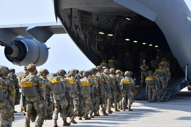 巴基斯坦夹在中间，是想两边不得罪，避免卷入战争。美国递上15点和平方案，伊朗一看