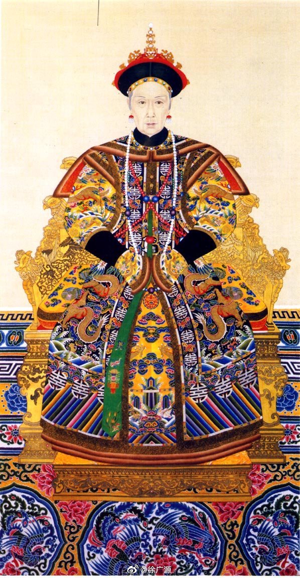 慈禧死后，谕旨中说：在会典中符合慈禧的字样已经没有多少了，命群臣从皇帝谥号所用的