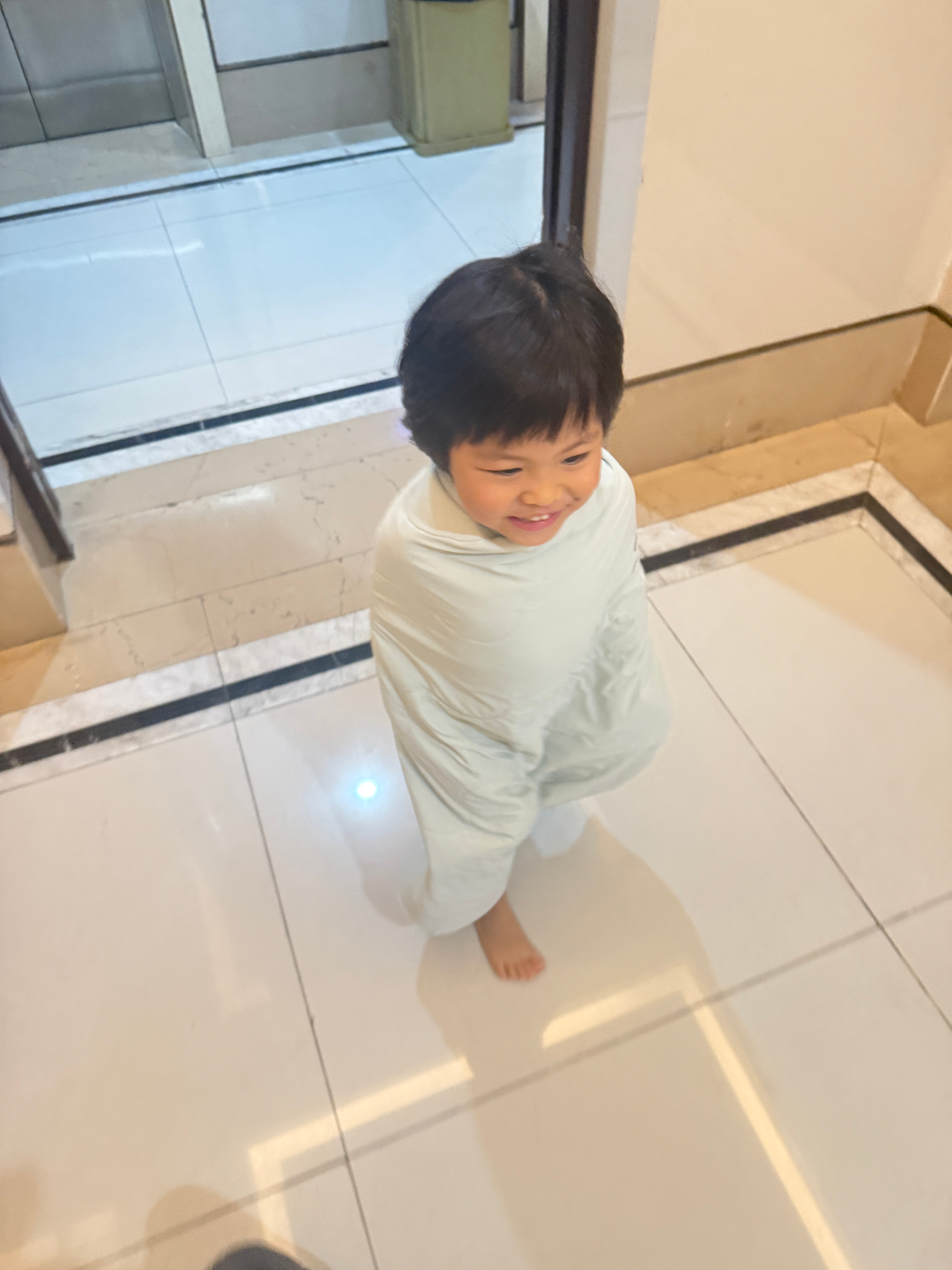 出门睡觉 