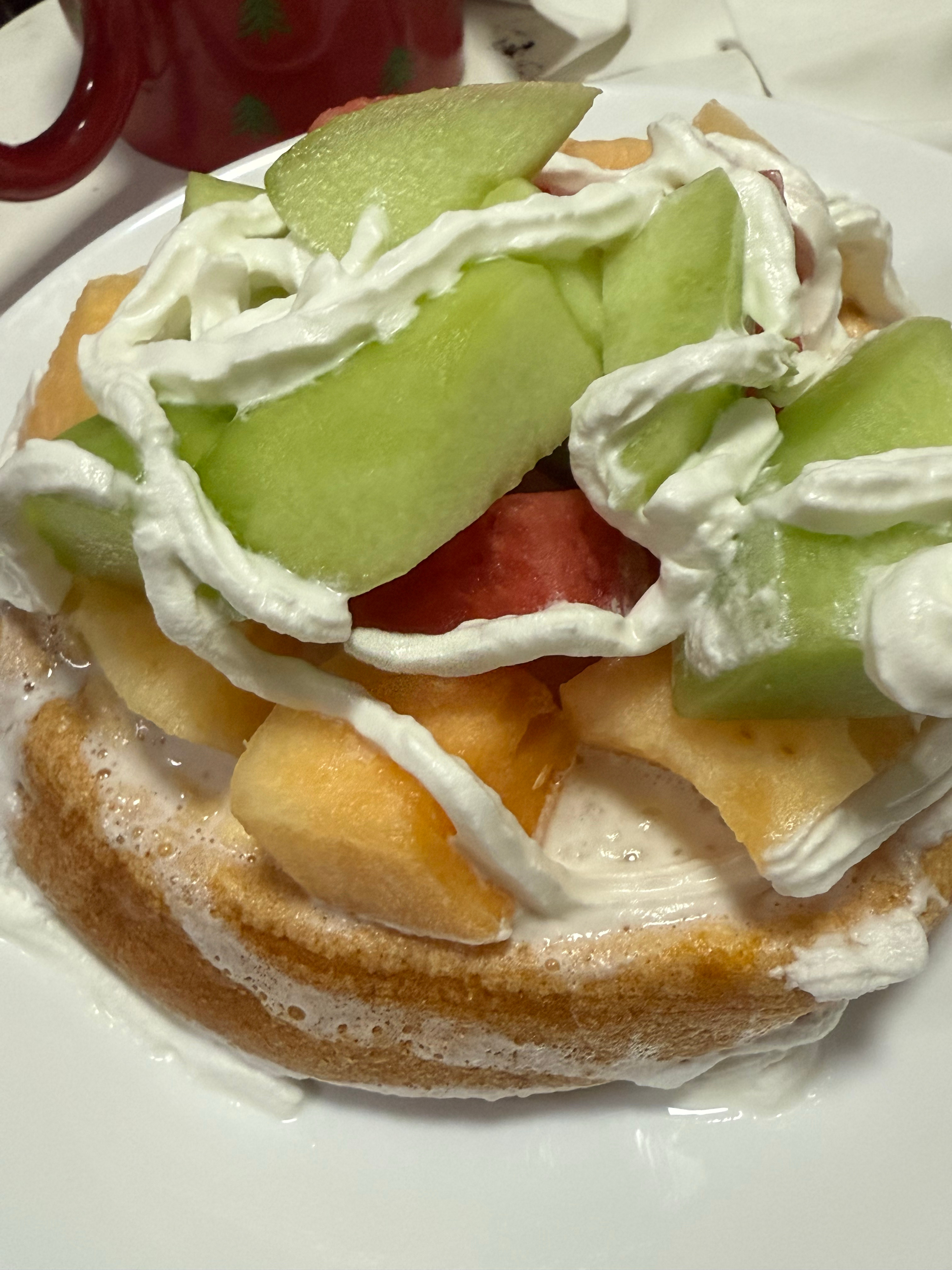 老子26生日快乐我哥给我做的emmmm很难吃不多说了。 