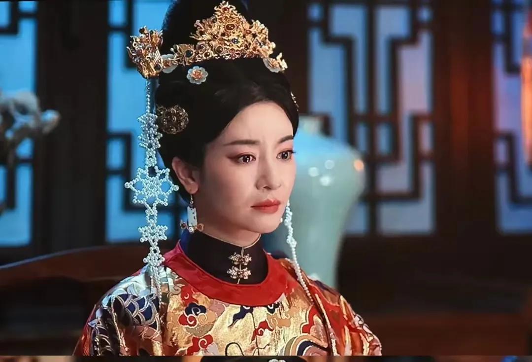 《雁回时》自空降开播以来热度直线攀升，随着剧情越来越精彩，又出来一个新角色，出场
