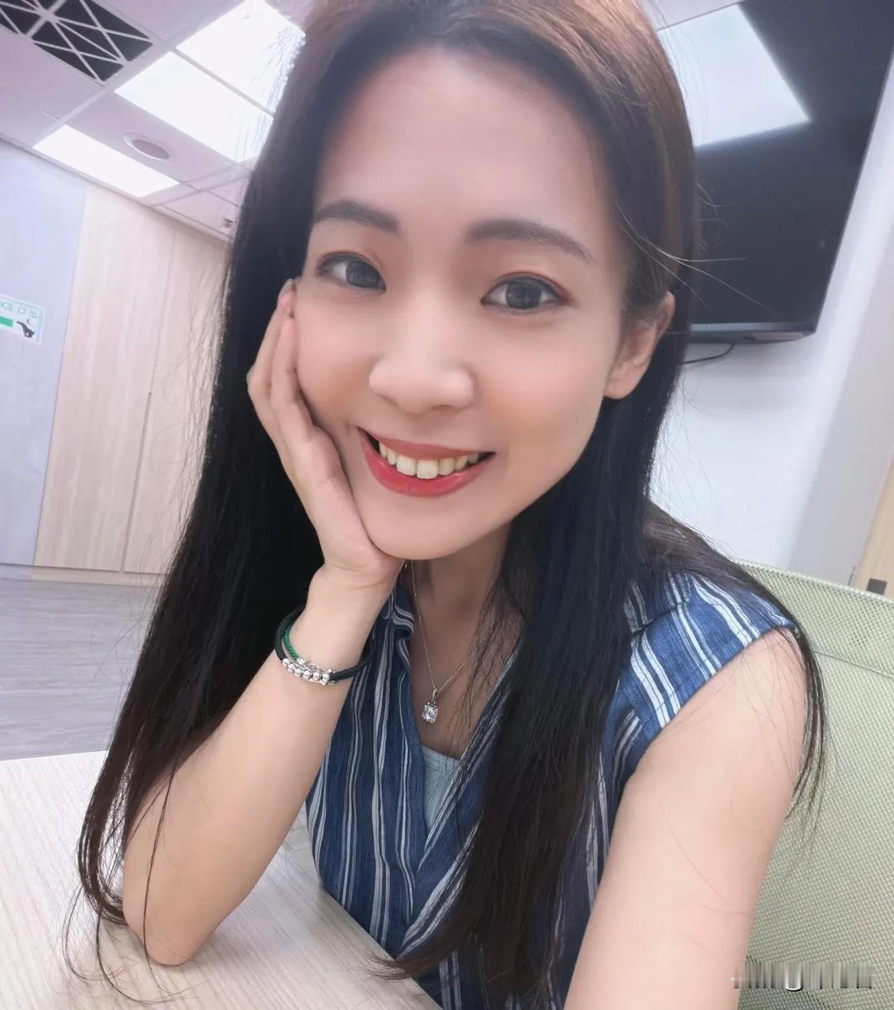 资料照片来源：徐巧芯脸书 国民党团优质立委
亲爱的各位好朋友，勿急勿忧勿担心，我