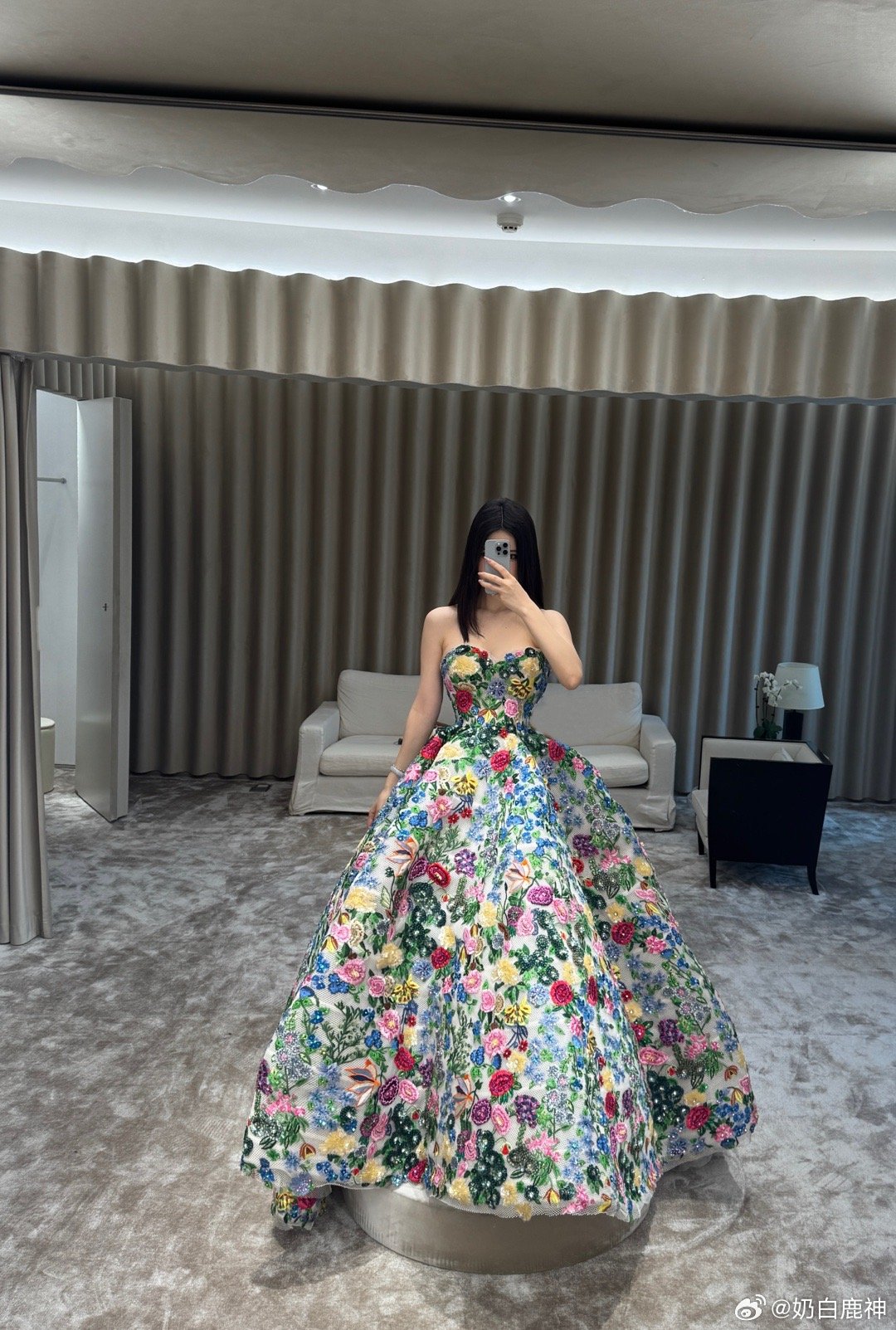 公主的战袍 ​​​