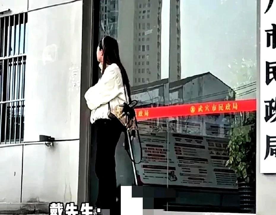 现在有些婚姻真是让人看得直摇头！男的累成狗，女的躺成佛，这日子还咋过？前两天听说