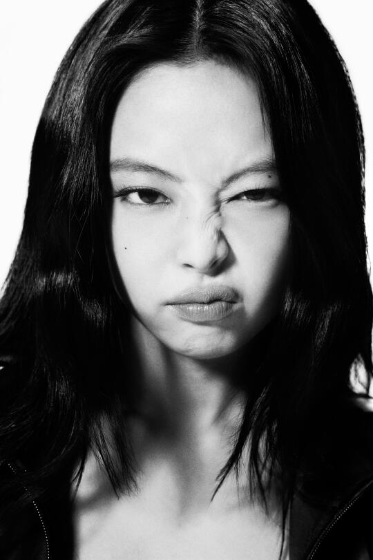高级感满满的Jennie！