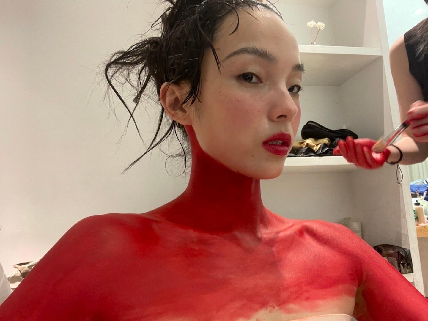 雎晓雯超模腿雎晓雯最符合东方审美的模特 看多了欧美模特的棱角分明，再看雎晓雯，才