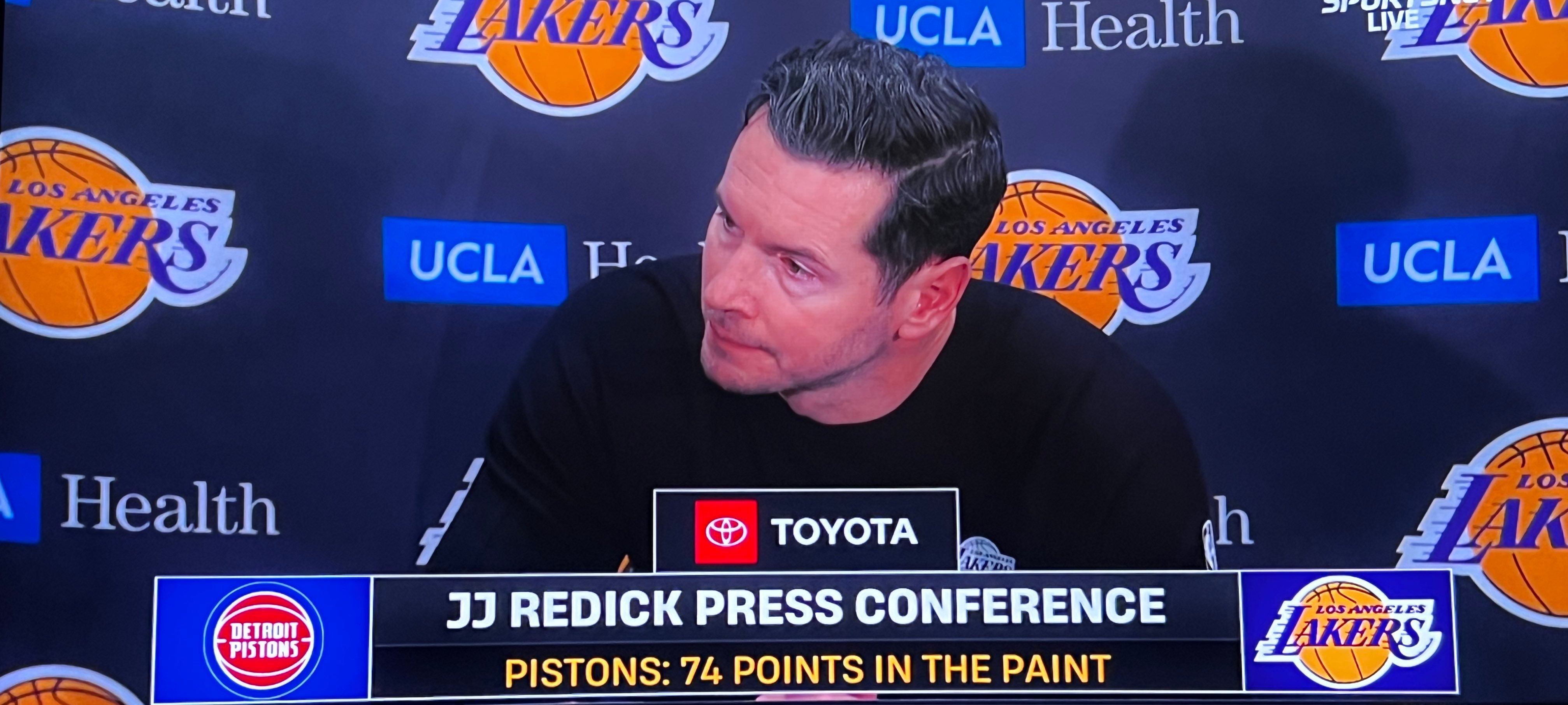 “呃……我现在还在努力弄清楚这一点。我知道这么说，可能听起来有点像在敷衍，或许也