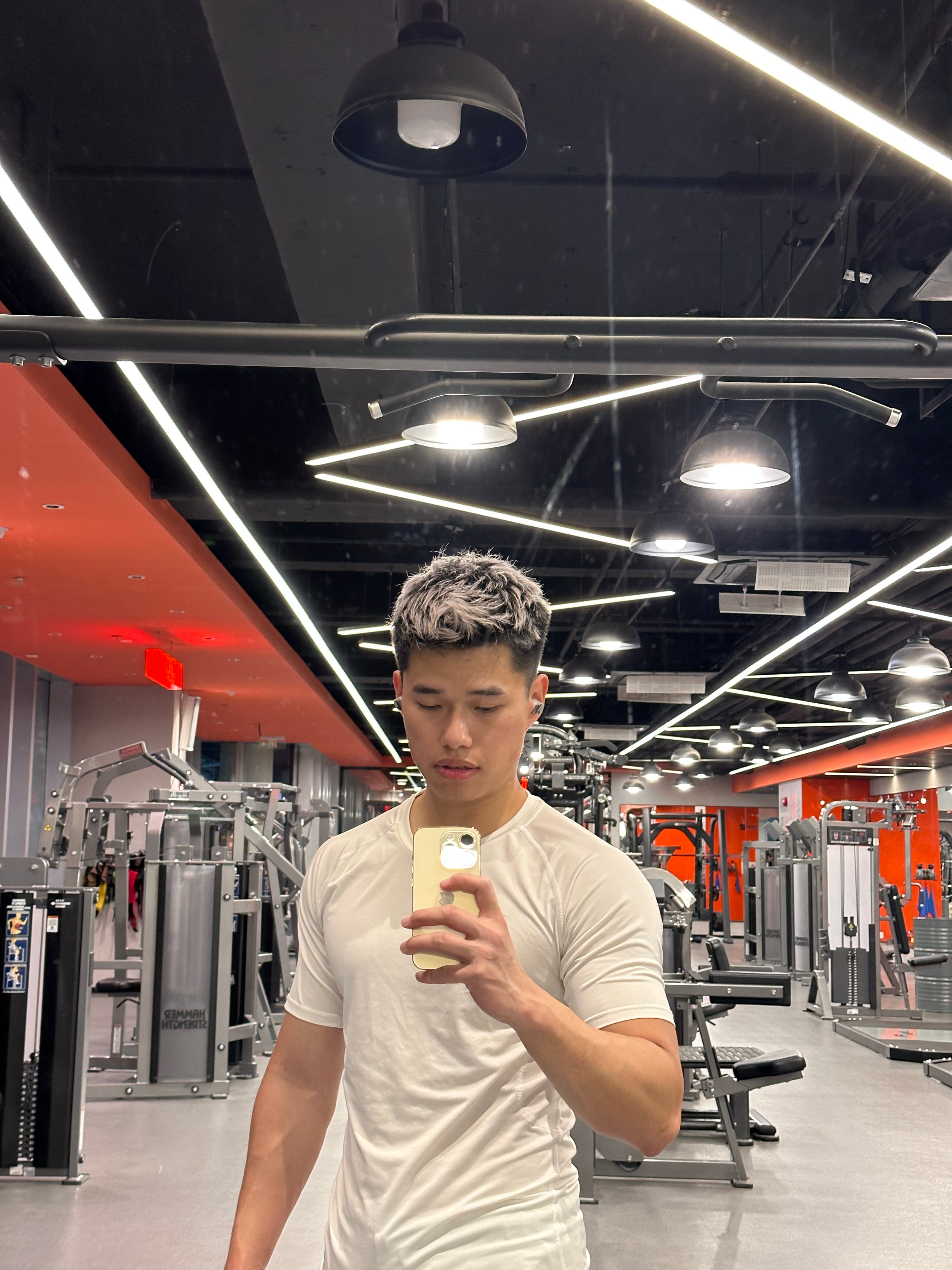 回来第二练，能明显感觉到熬了两天这个力量恢复真的很慢，争取F1之前恢复到年前的水