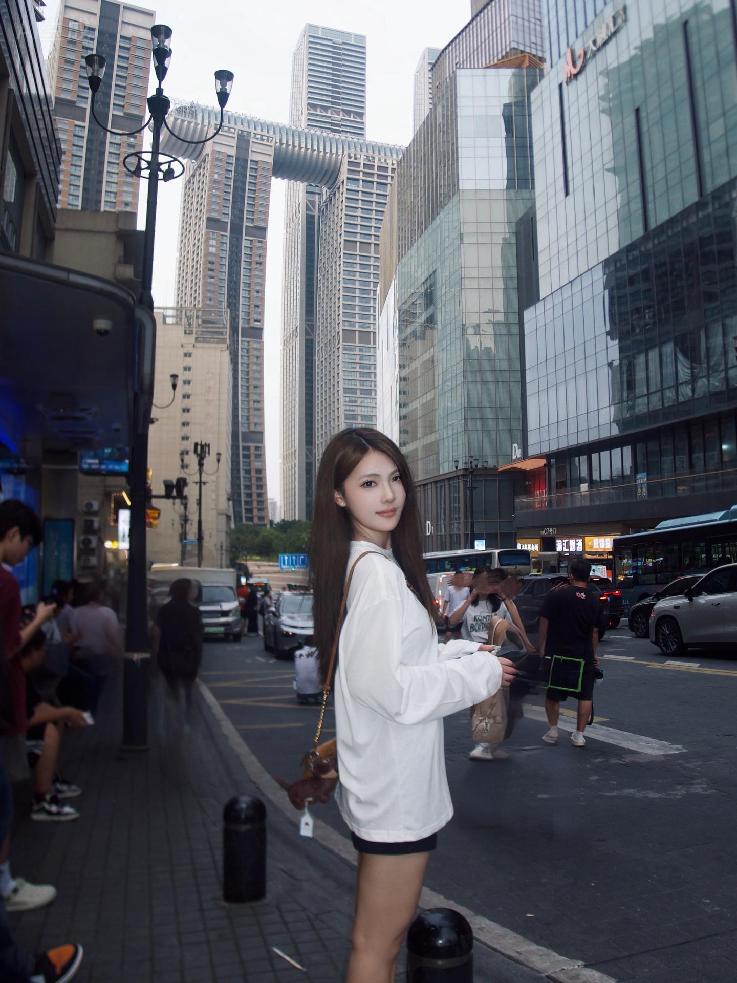 这爱的城市虽然拥挤