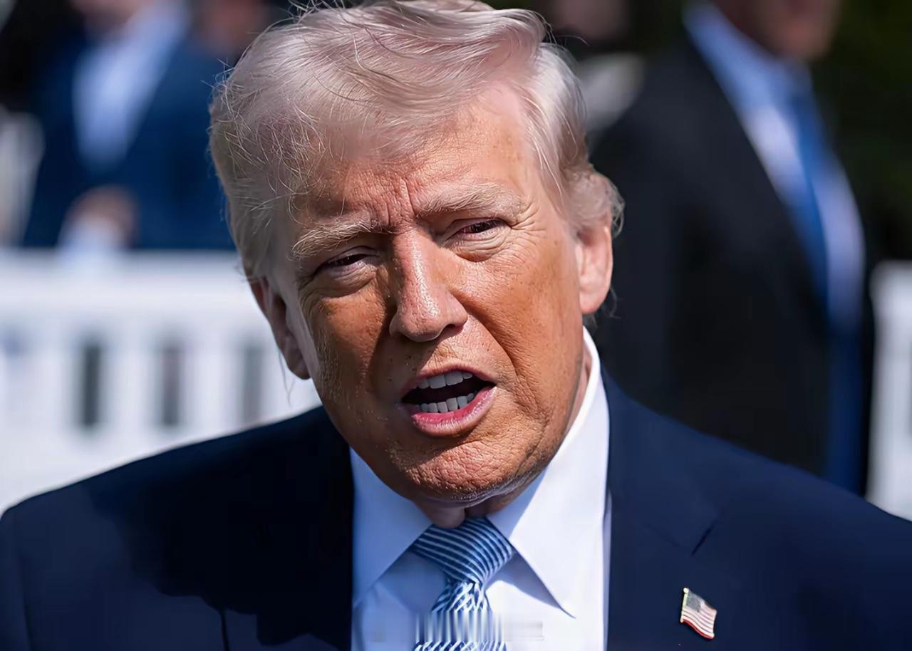 伊朗：美以相关的船只，不能通过霍尔木兹海峡。美国：全世界的船只，都别想通过赫尔木