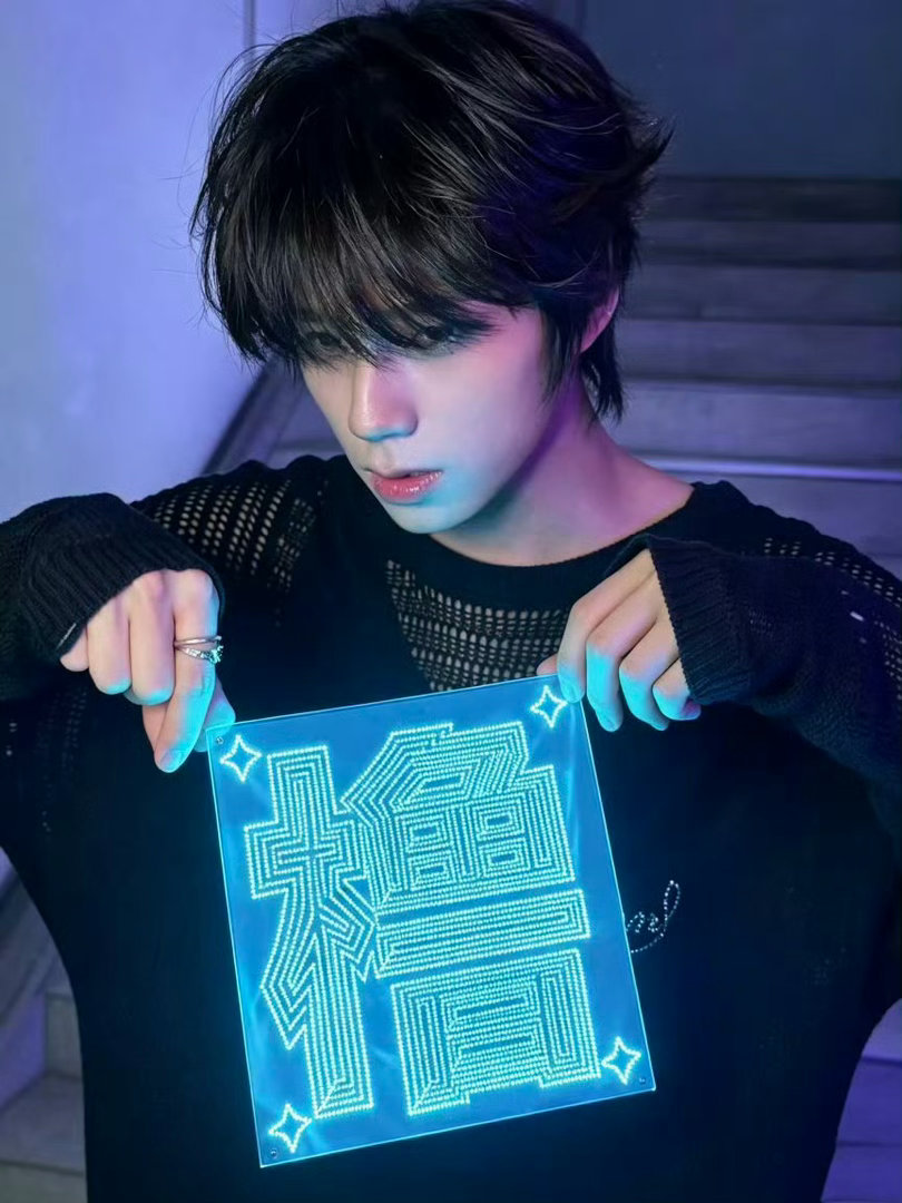 王橹杰和张元英fans开始在双方gc和rs王橹杰 张元英上互相安利中… 
