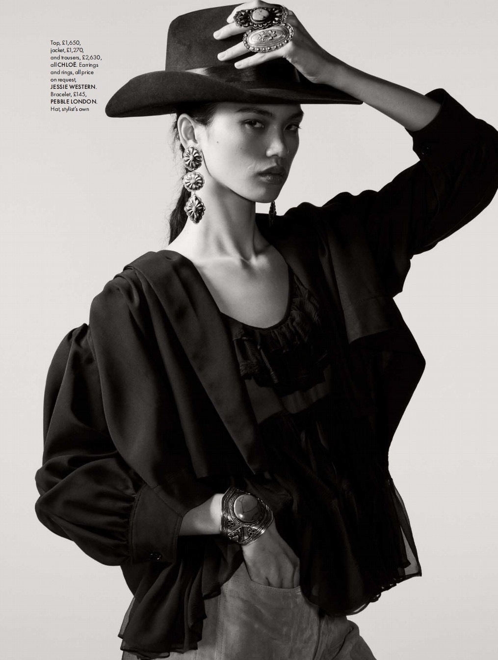 ELLE UK June 2026 中国超模叶日群英国版ELLE六月刊单人大片「