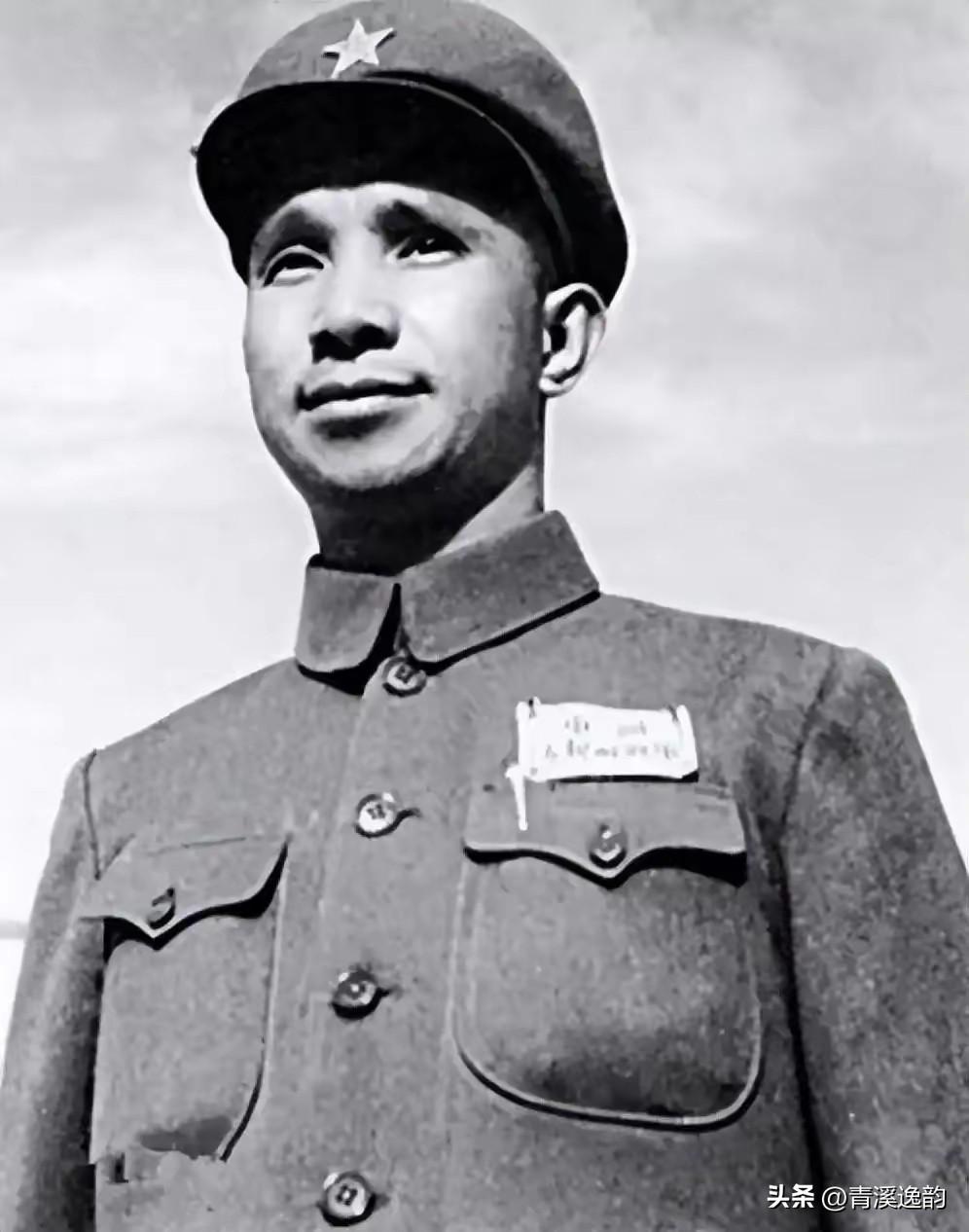 1947年孟良崮，敌机空投物资落到华野阵地，粟裕打开一看：命令部队，准备总攻。