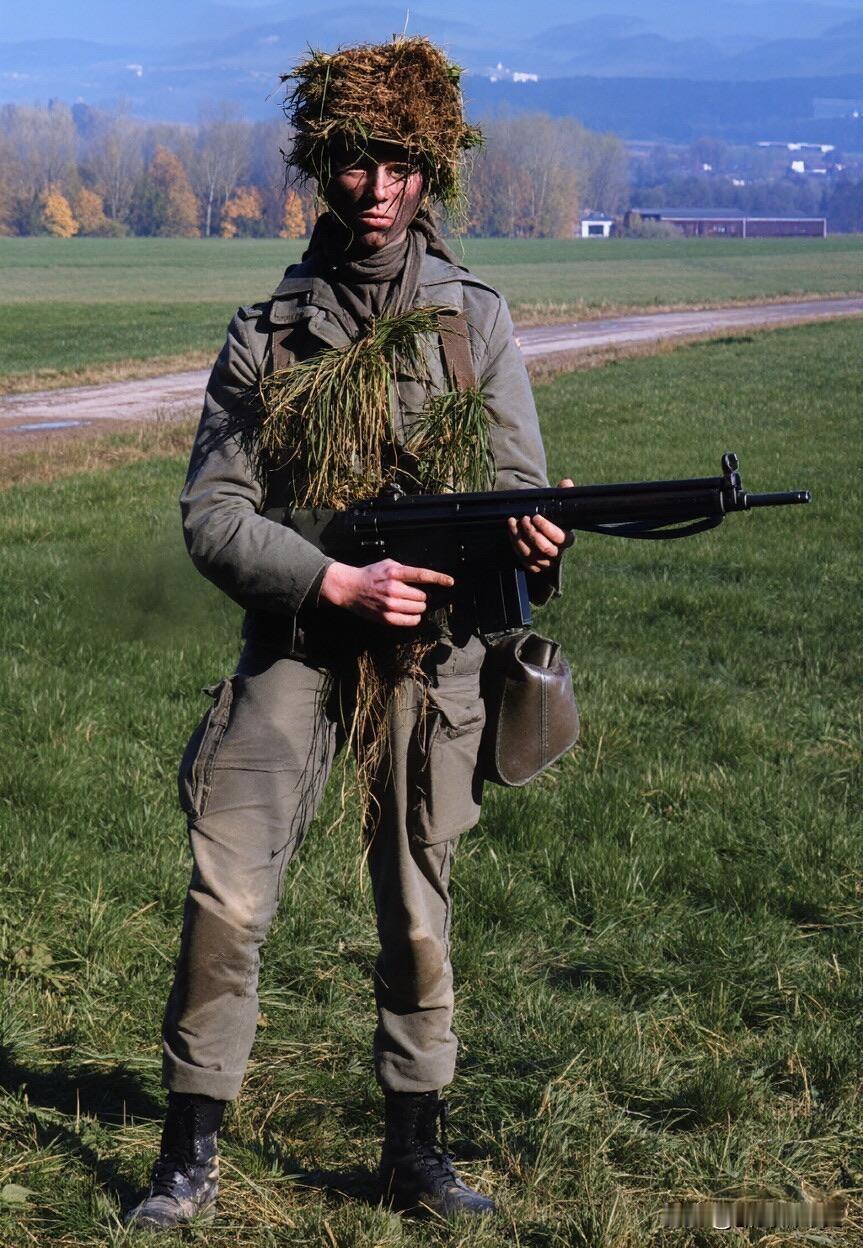 1970-1980年代的西德国防军。除了那挺MG-3机枪，已经没有一丝德三的影子