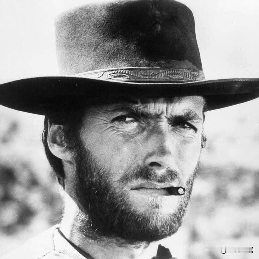 93岁还拍电影！
“西部牛仔”的硬核人生。
克林特·伊斯特伍德是真·传奇！

9