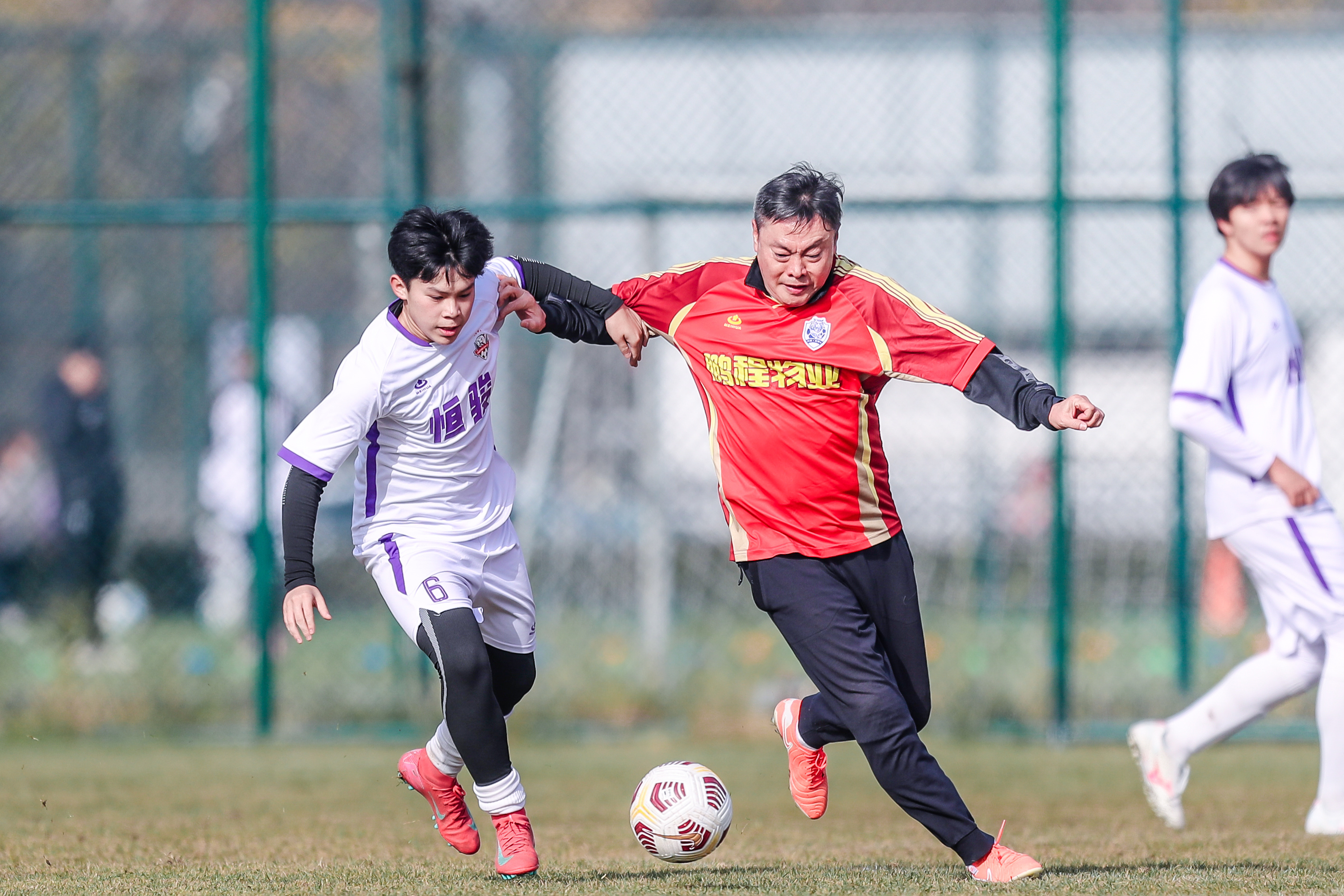 厉兵秣马 加速备战！摄影  