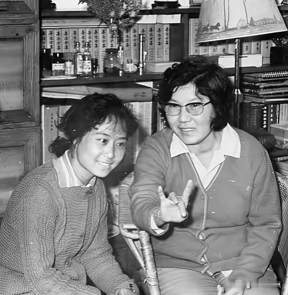 王铎：新凤霞教学生