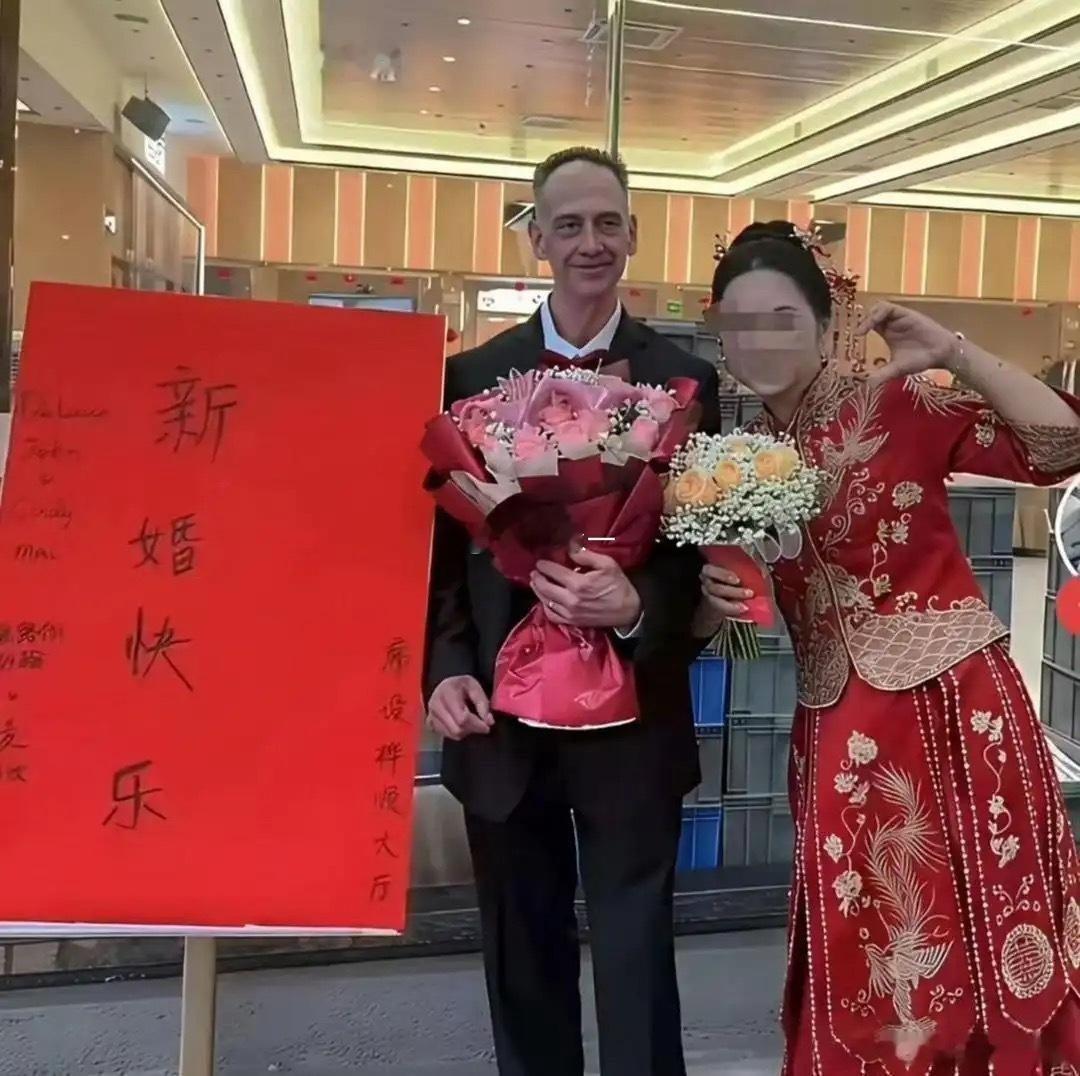有人看到了爱情，有人看到了遗产，有人看到了下贱……而你，看到了什么？ ​​​