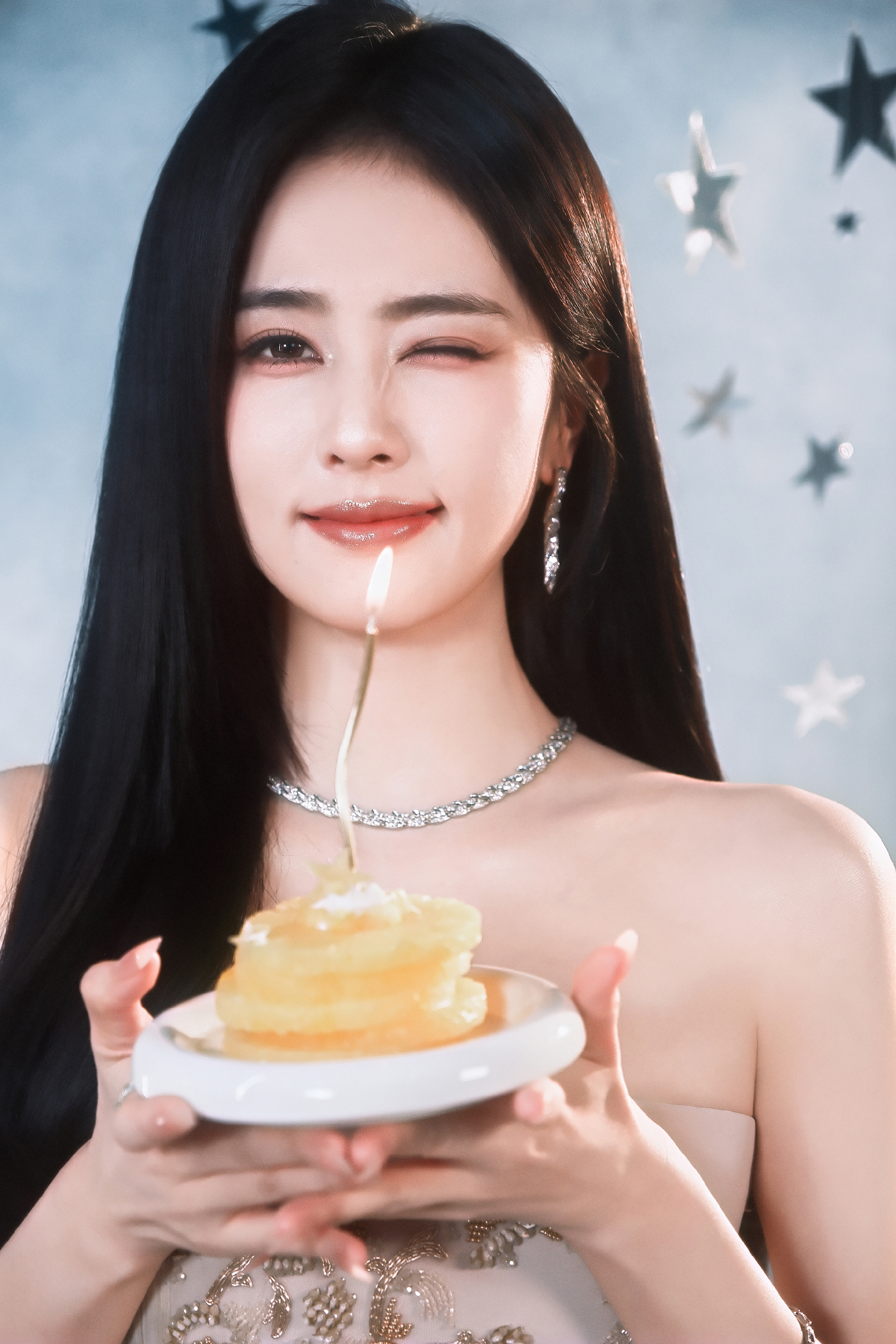 白鹿[超话] 生日快乐白鹿0923生日快乐 你是我这一生只会遇见一次的惊喜​​​