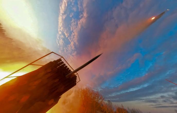 俄罗斯武装力量摧毁乌克兰军方无人艇及无人机储存仓库
俄罗斯国防部表示，俄军还打击