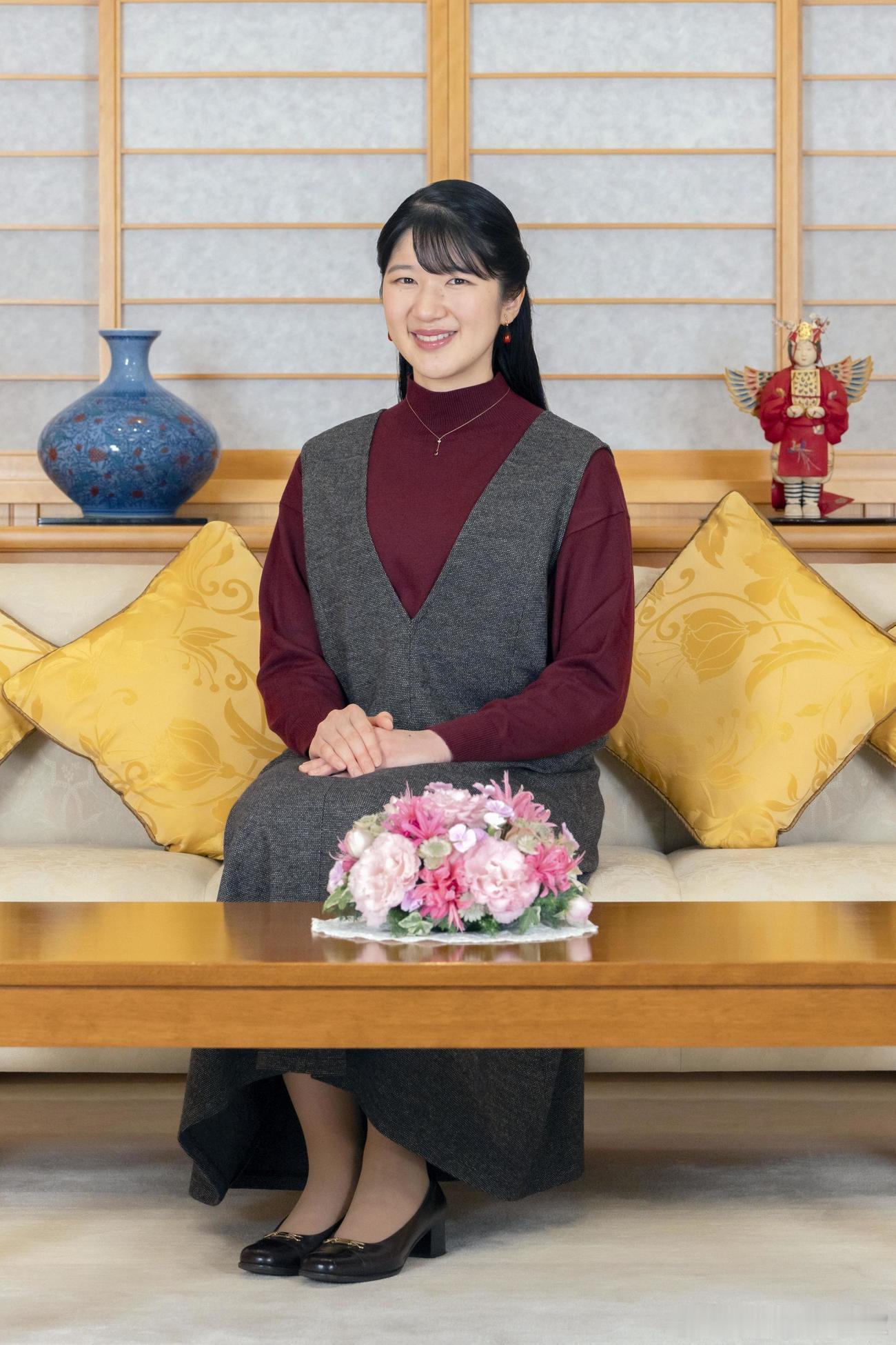 新闻 2025.12.1 日本敬宫爱子内亲王庆祝24岁生日，宫内厅公布今年的棚景