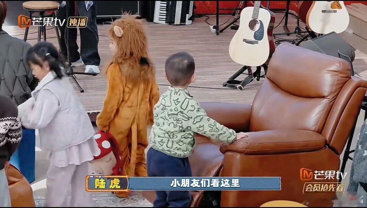 陆虎陆虎幼儿园园长即视感快乐老友记想送娃去虎吉幼儿园的第N个理由：园长温柔喊放书