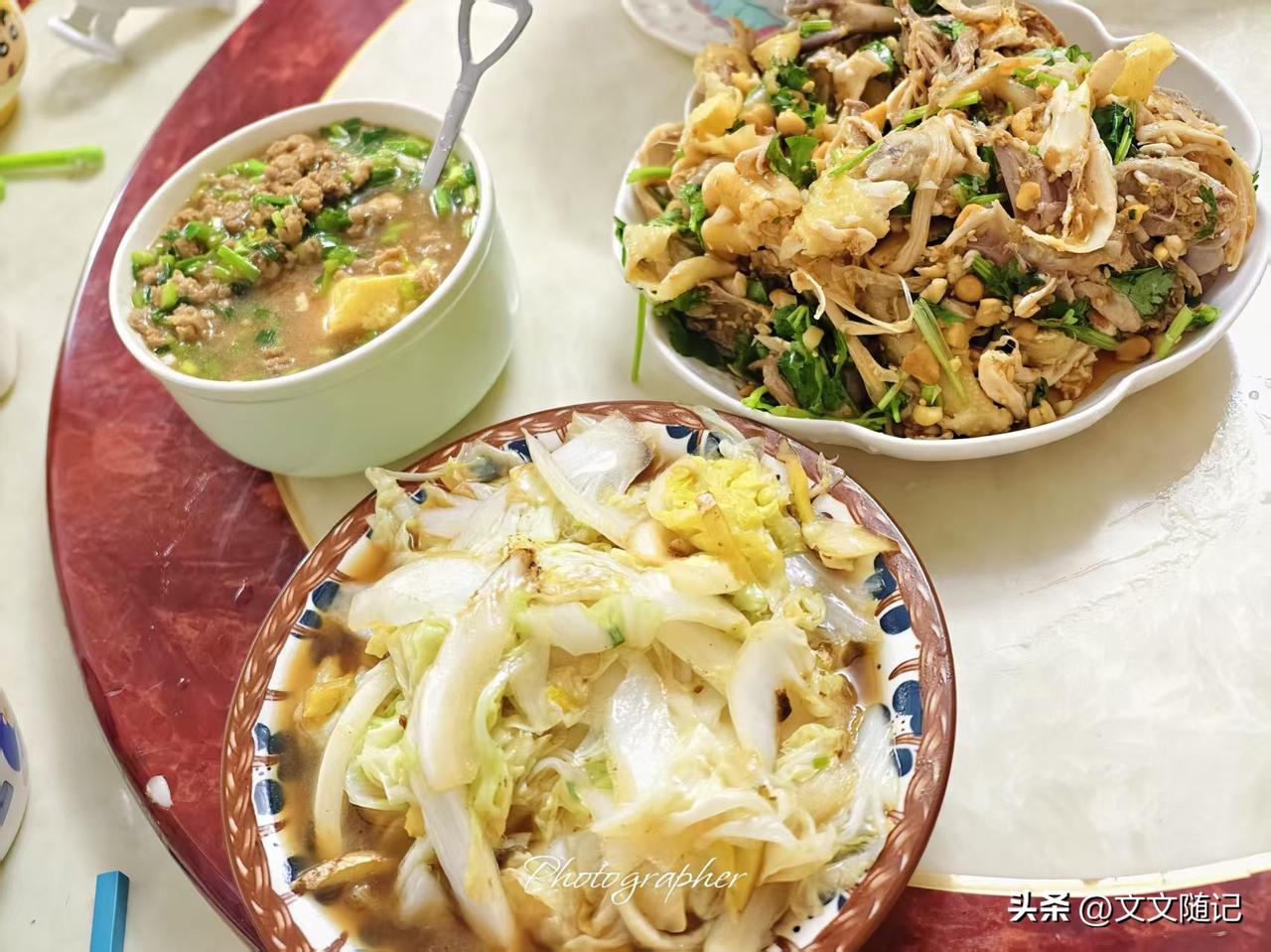下班回家，发现门已经换好了密码锁，就因为我随口提了句，那次钥匙反锁屋里，开锁师傅