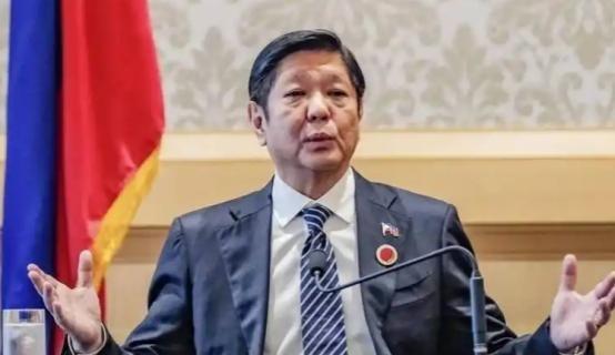 现在非常奇怪的是菲律宾，它之前在南海不停地撒泼耍赖，结果最近日本狂叫期间，它居然