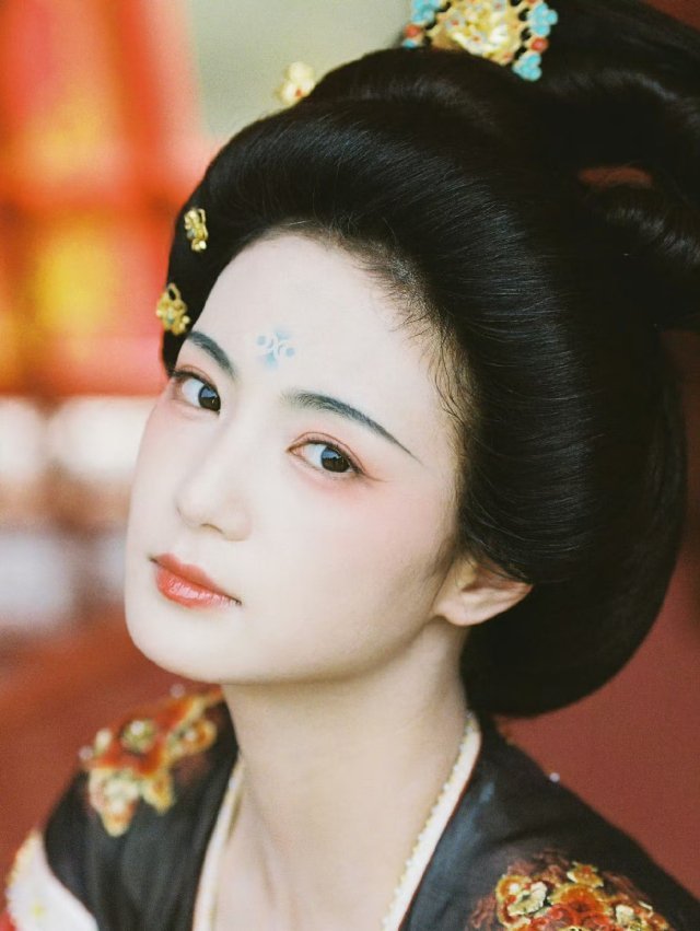 李幼贞结婚 ，妆造超绝，能看出剧组用心，只是刘畅真配得上她吗？ 