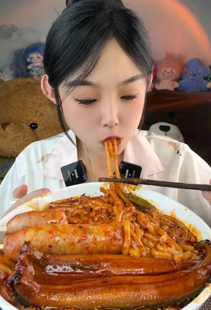 美食佳肴，香气扑鼻。#分享美食经# #🇰🇷美食# #美食佳肴大赏# #美食的