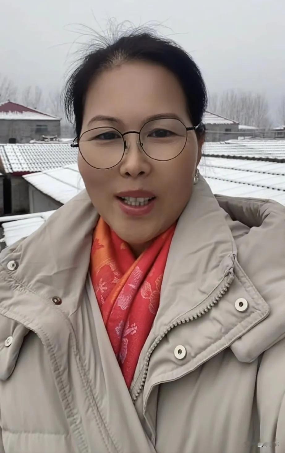 小杨阿姨晒年夜饭！
都是自己做的！不得不说，小杨阿姨厨艺是真好！有年夜饭必备的饺