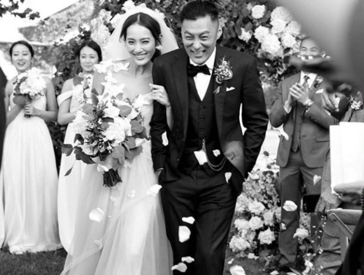 余文乐发文官宣离婚，他与王棠云在2017年2月公开恋情，年底结婚 