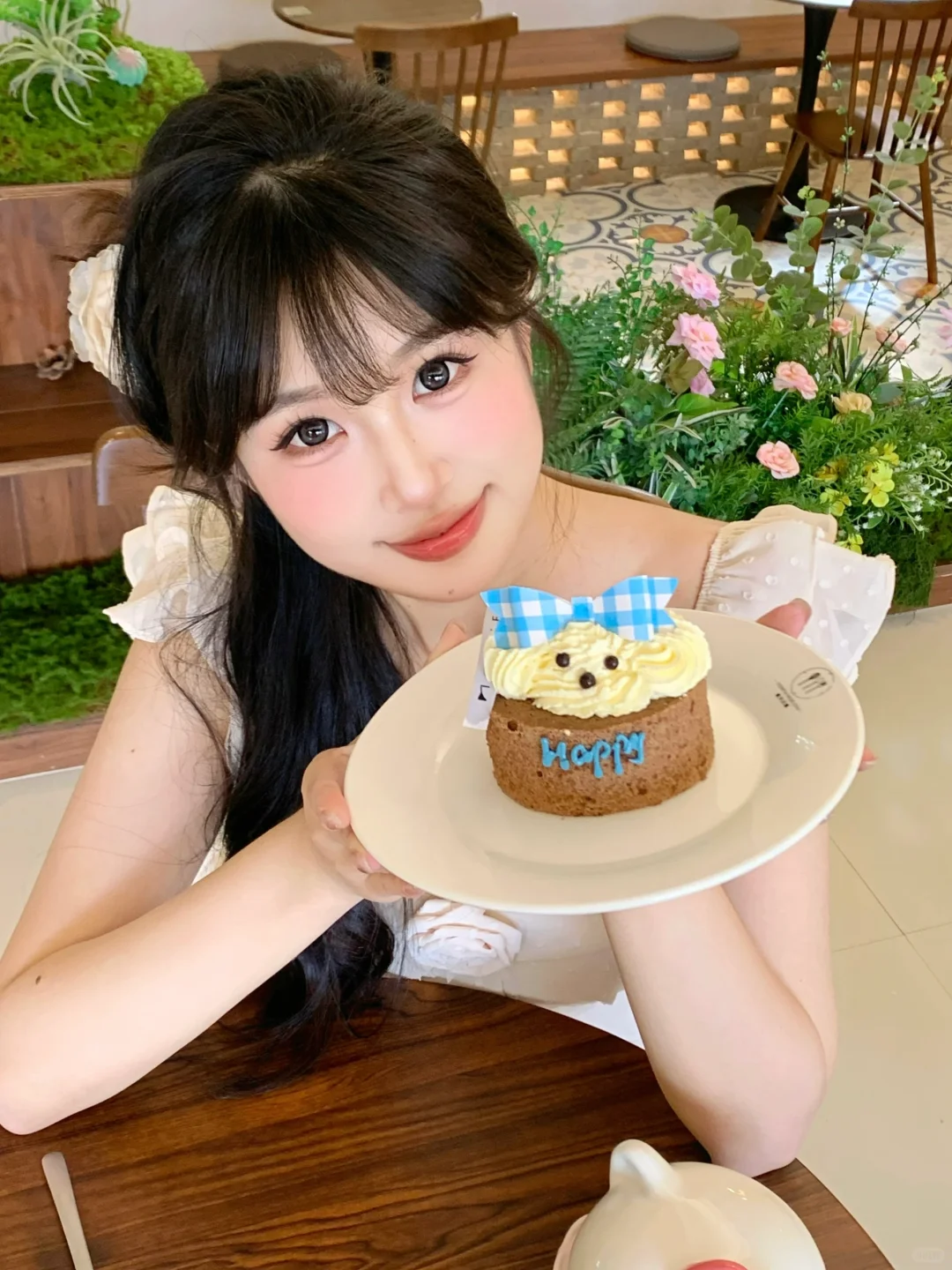 下次去咖啡店试试和小蛋糕这么拍!!