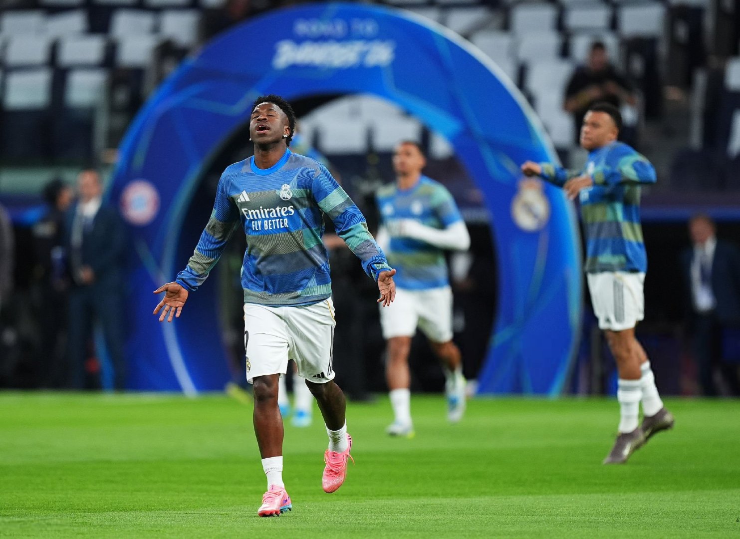 全场比赛开始！HALA MADRID Y NADA MÁS 🤍欧冠联赛 皇马V