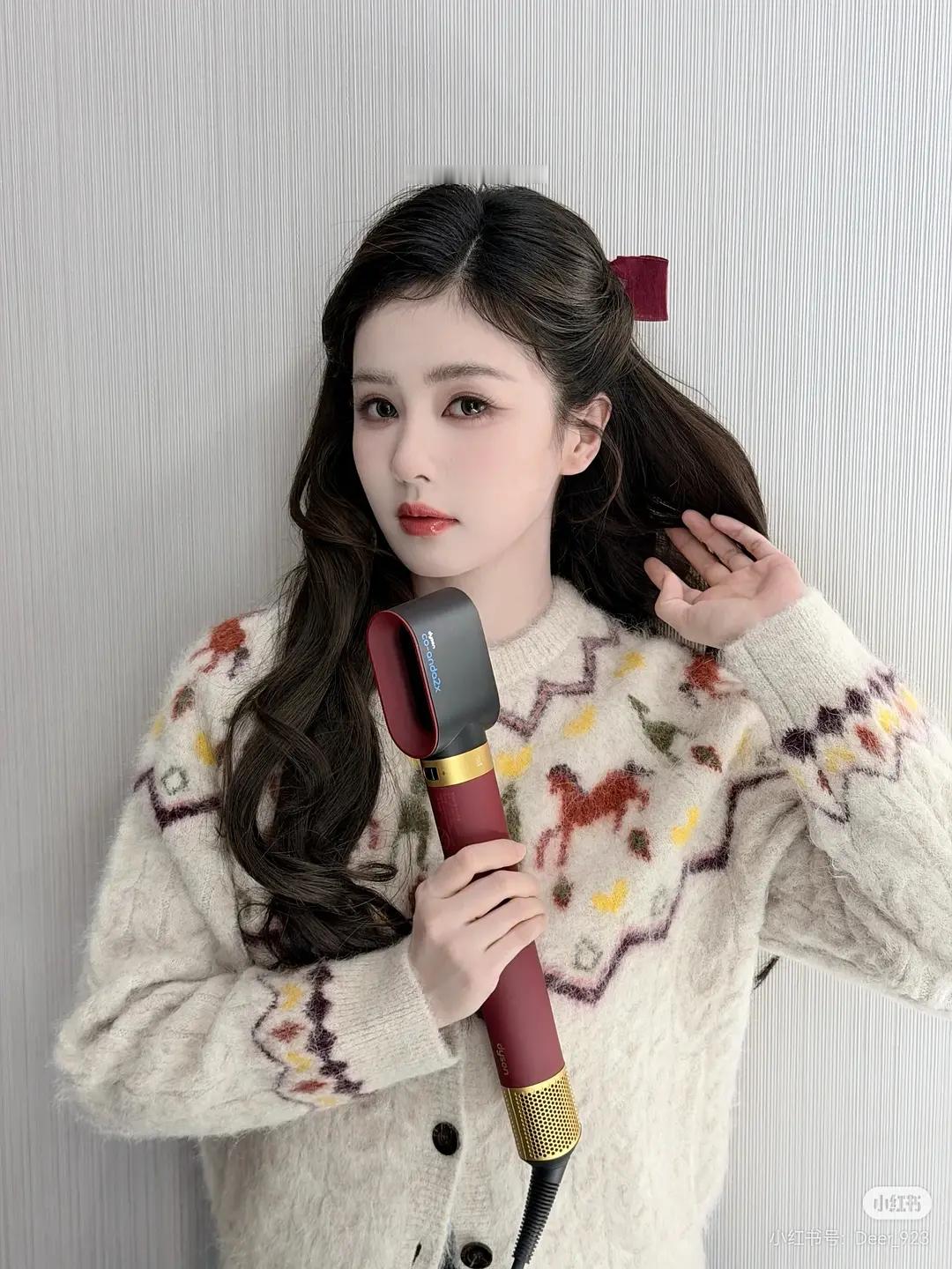 白鹿给自己p成ai了 