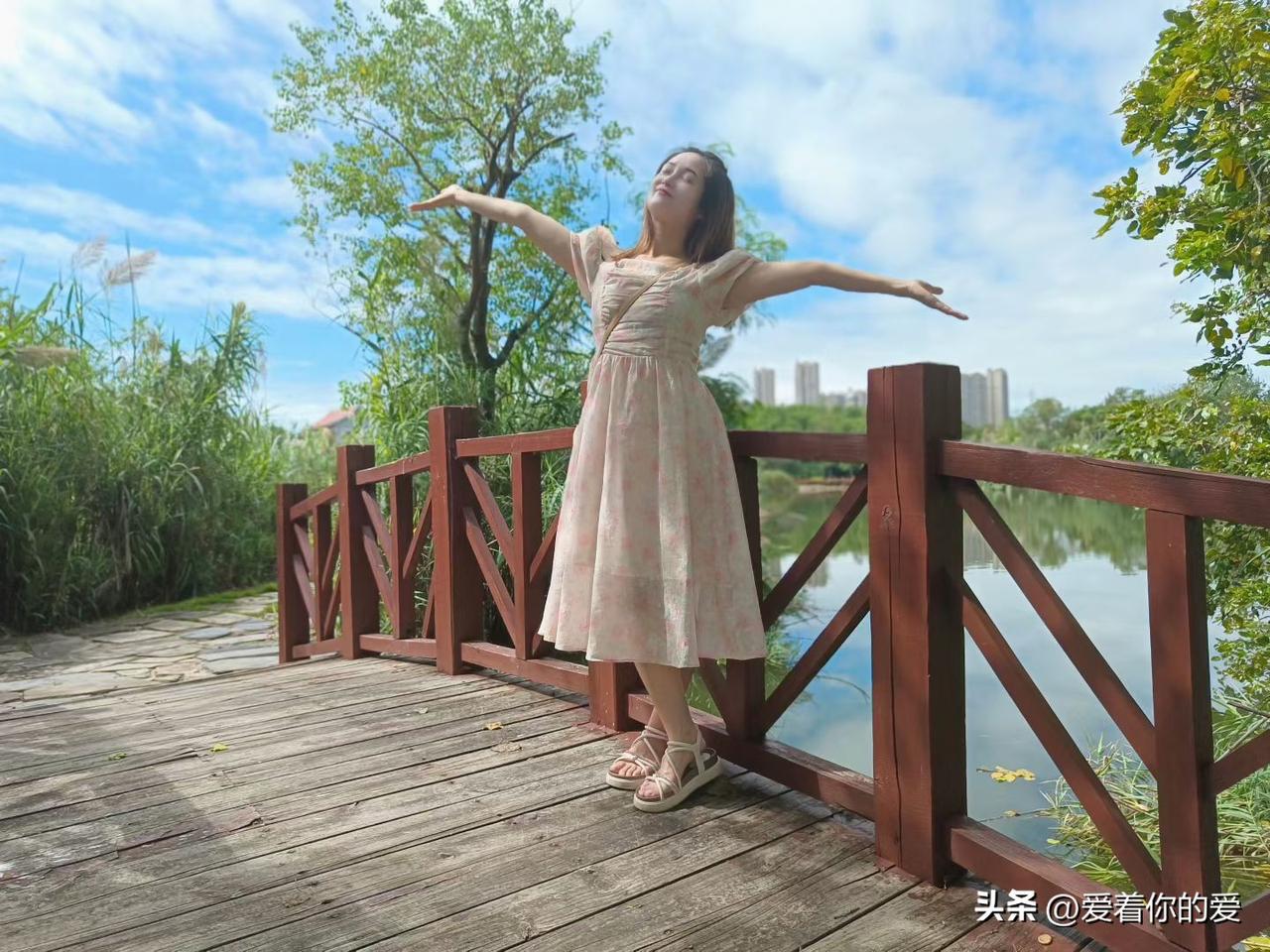 2026年，女人最佳的投资便是自己。有钱、安静、自律，这七个字堪称顶级活法。
有